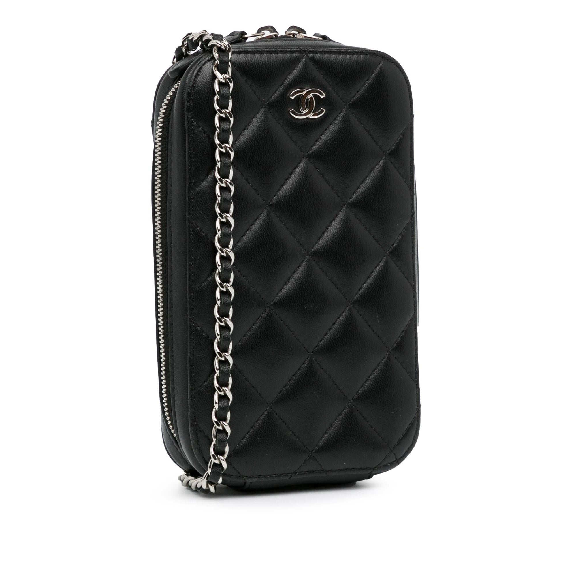 Chanel CC Quilted Lambskin Zip Phone SHG-6GbcPW Handbag