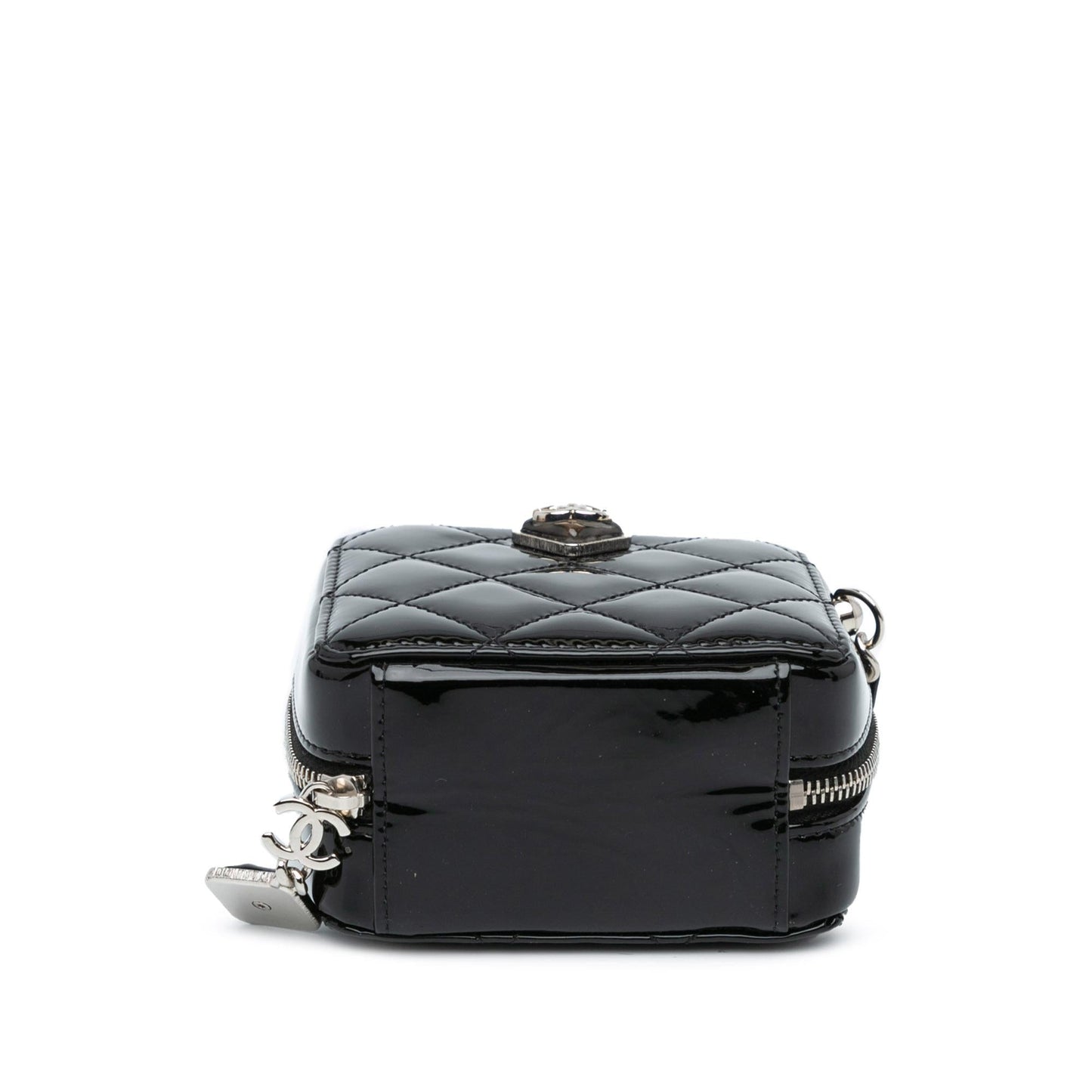 Chanel CC Quilted Patent Diamond Resin Clutch Bag Chain 2