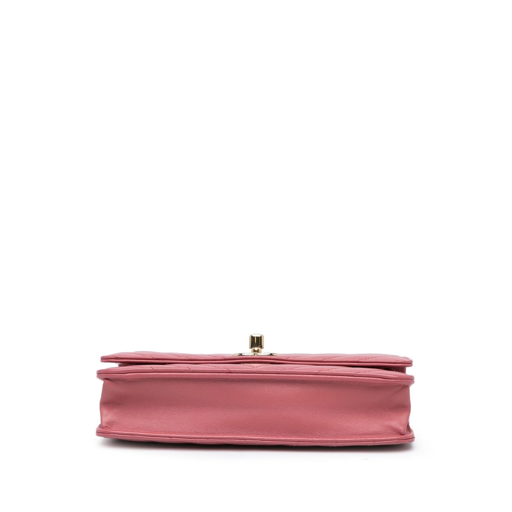 Chanel Chevron Quilted Lambskin Trendy CC on Wallet Case On Chain