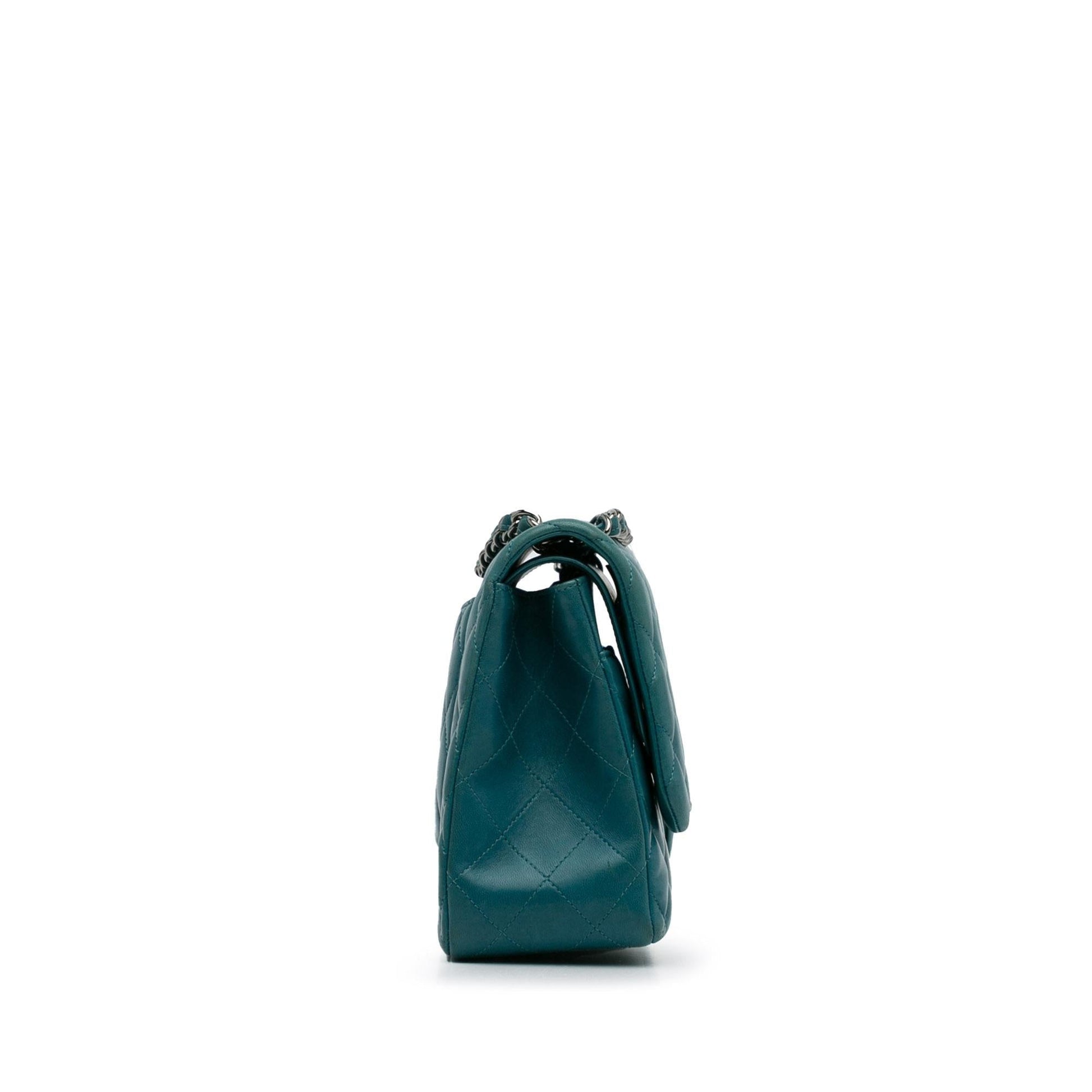Chanel Jumbo Classic Lambskin Double Flap SHG-UbnuTf Handbag