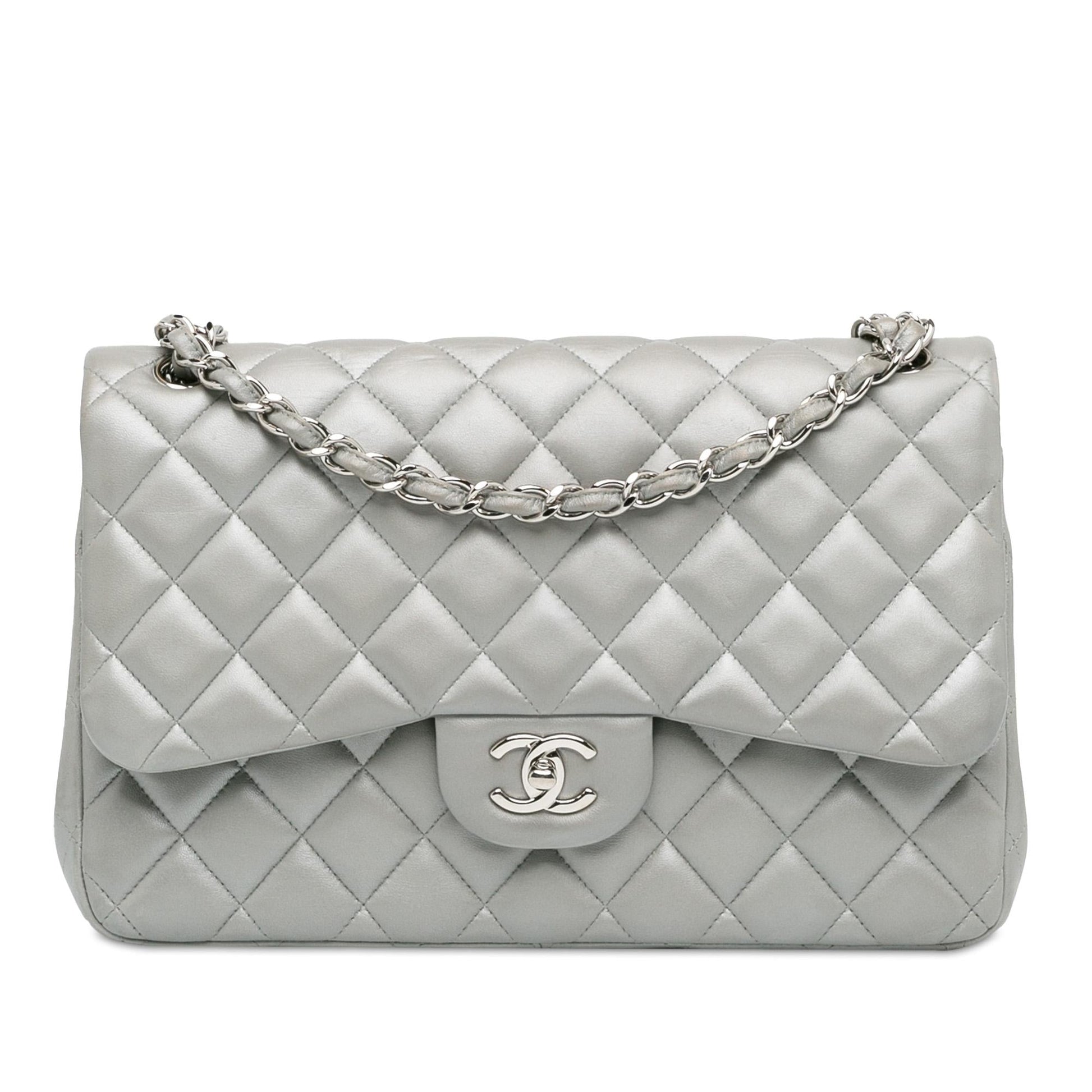 Chanel Jumbo Classic Lambskin Double Flap SHG-FFE2dS Handbag