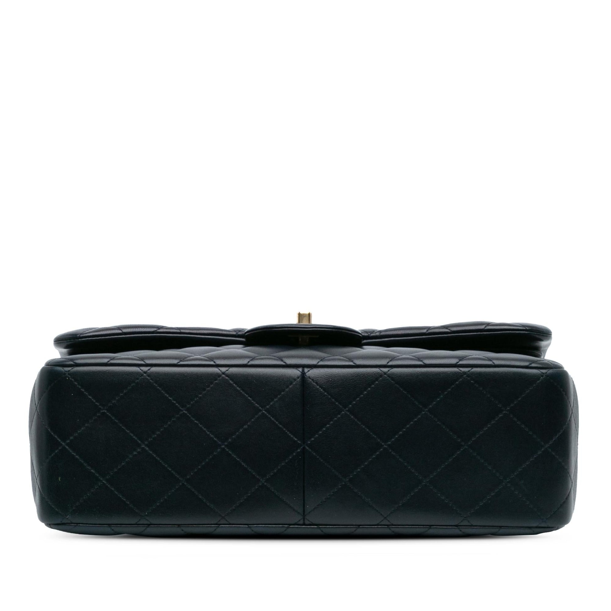 Chanel Jumbo Classic Lambskin Double Flap Handbag Shg C3Nczs