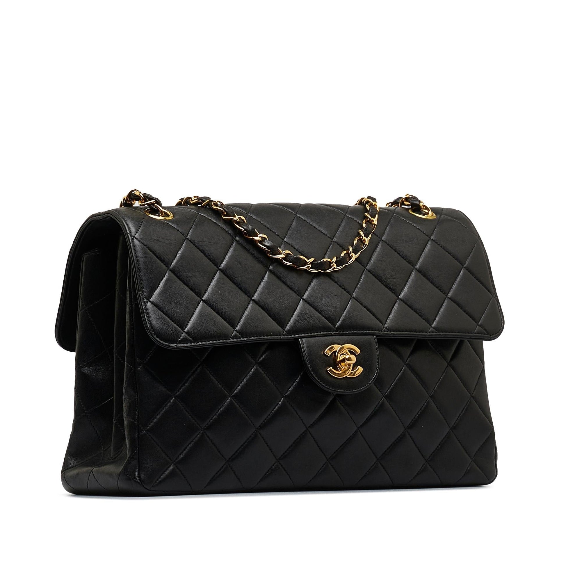 Chanel Jumbo Classic Lambskin Single Flap SHG-zQZOuM Shoulder Bag