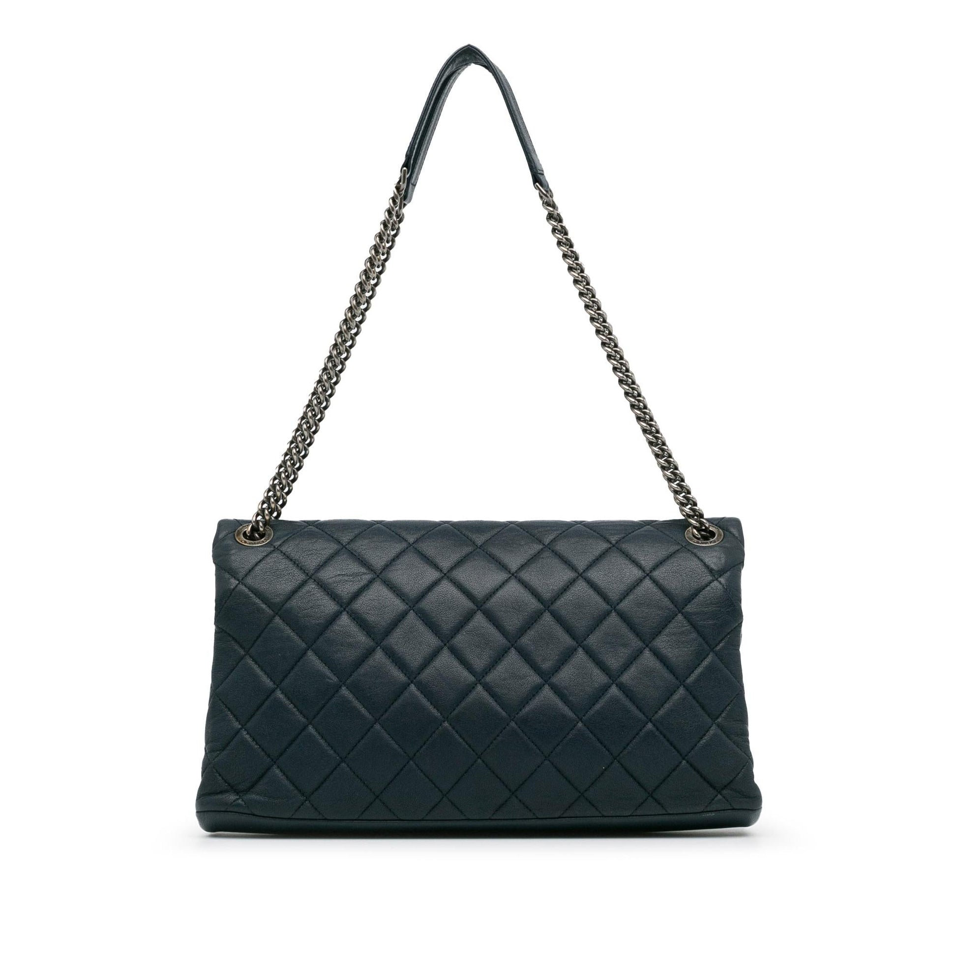 Chanel Lambskin Burgundy Rocks Flap SHG-7t8JA4 Handbag