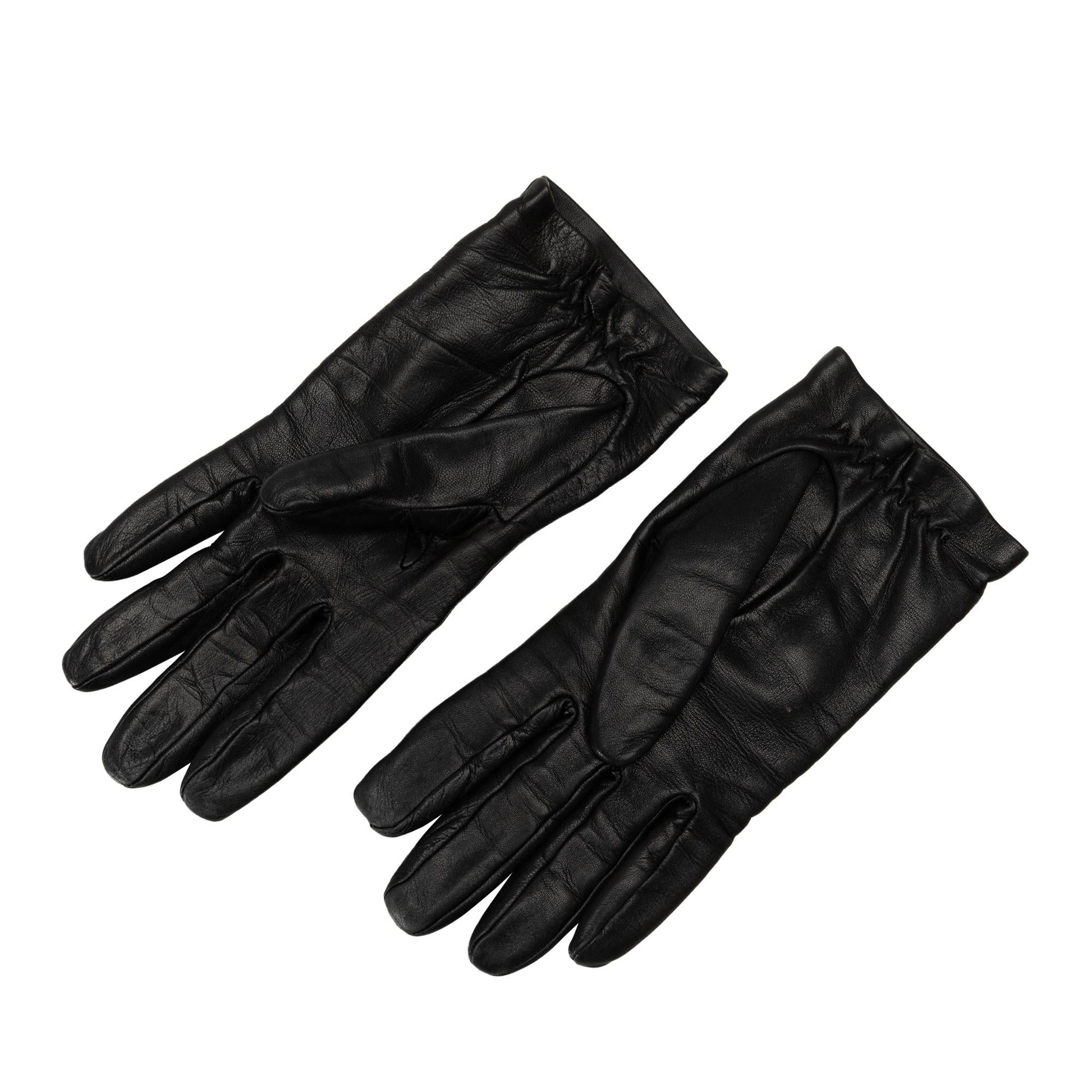 Chanel Lambskin CC Link Gloves SHG-jpfARh Handbag