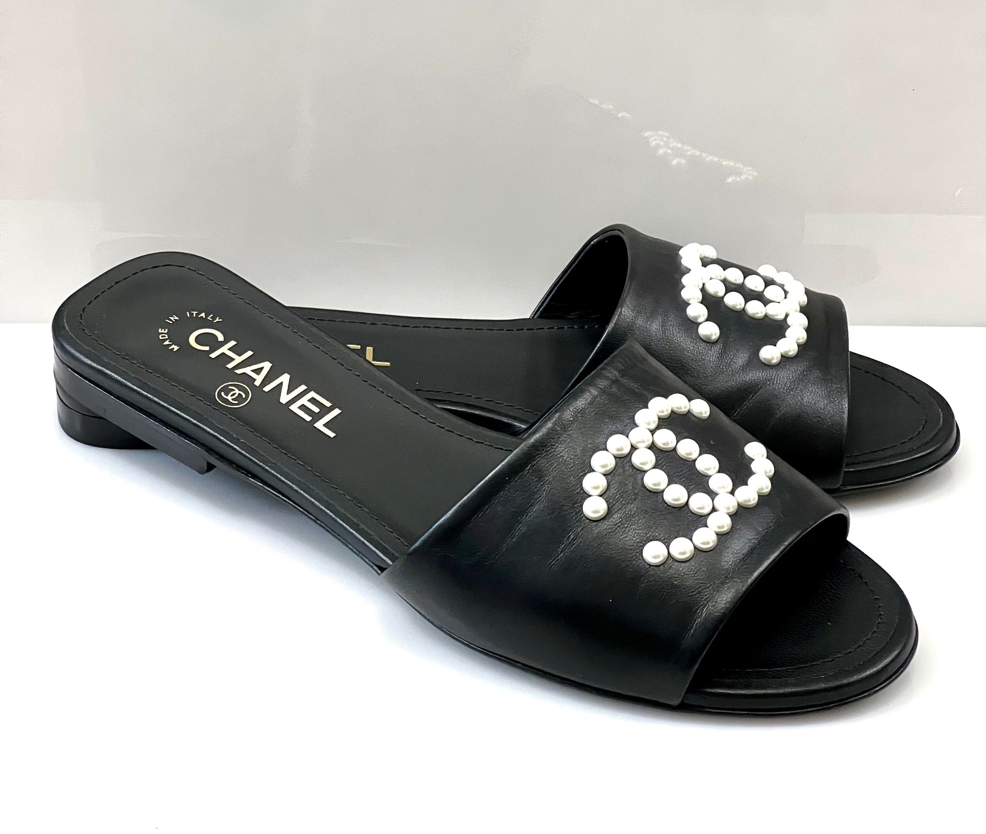 CHANEL CC FAUX PEARL LAMBSKIN SLIDE SANDALS