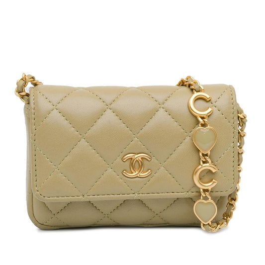 Chanel Lambskin Enamel Coco Hearts SHG-eIwWFs Clutch Bag
