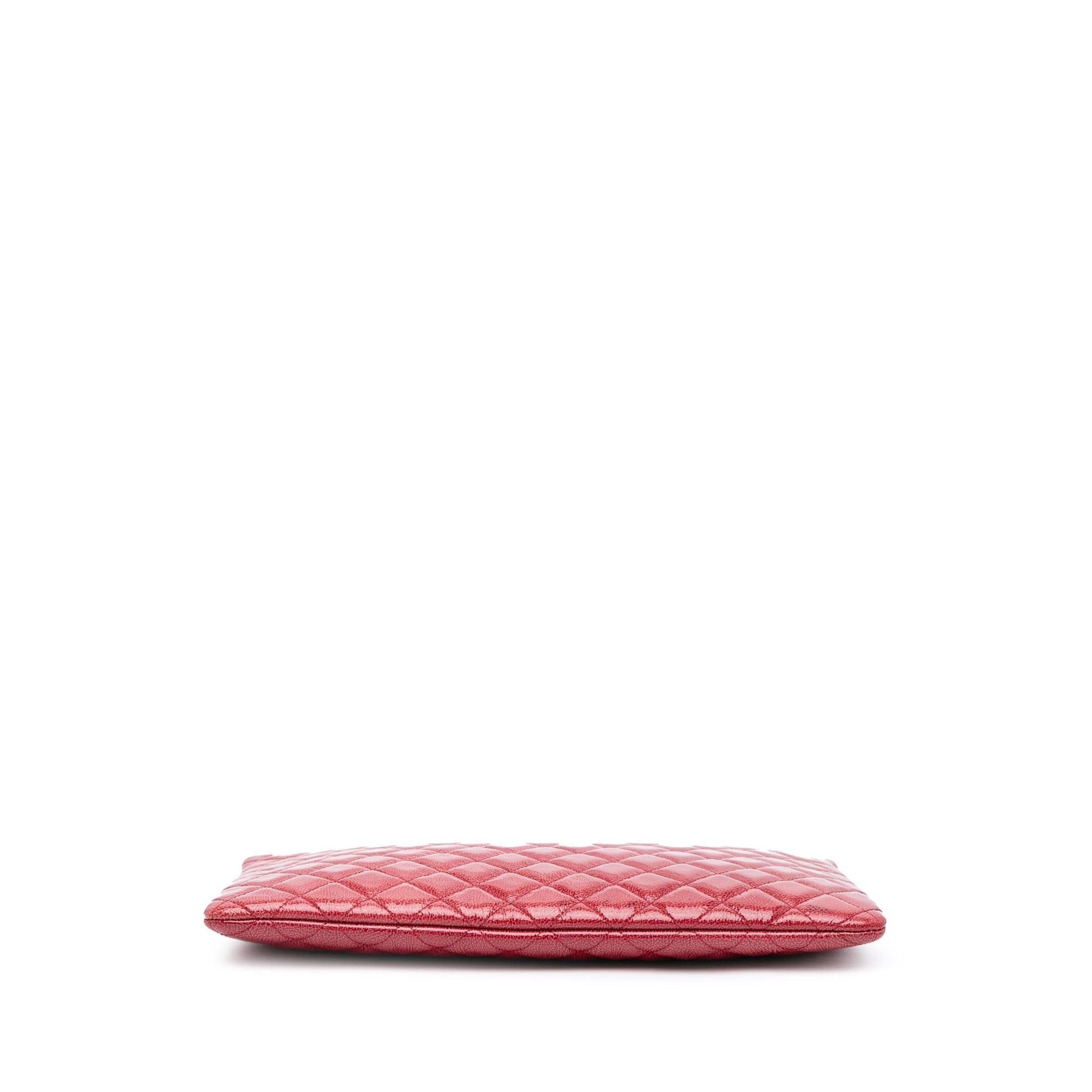 Chanel Quilted Patent O Clutch Bag Clutch 2