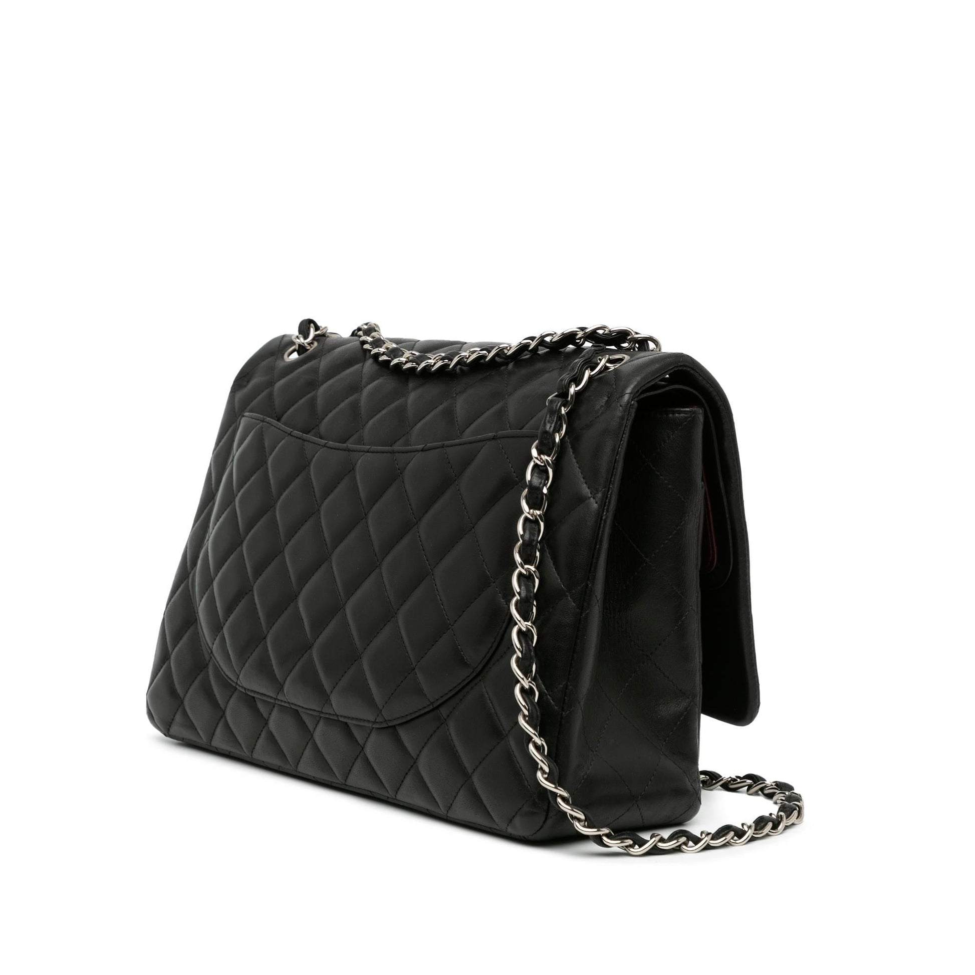Chanel Maxi Classic Lambskin Double Flap Handbag Shg Odb9I4