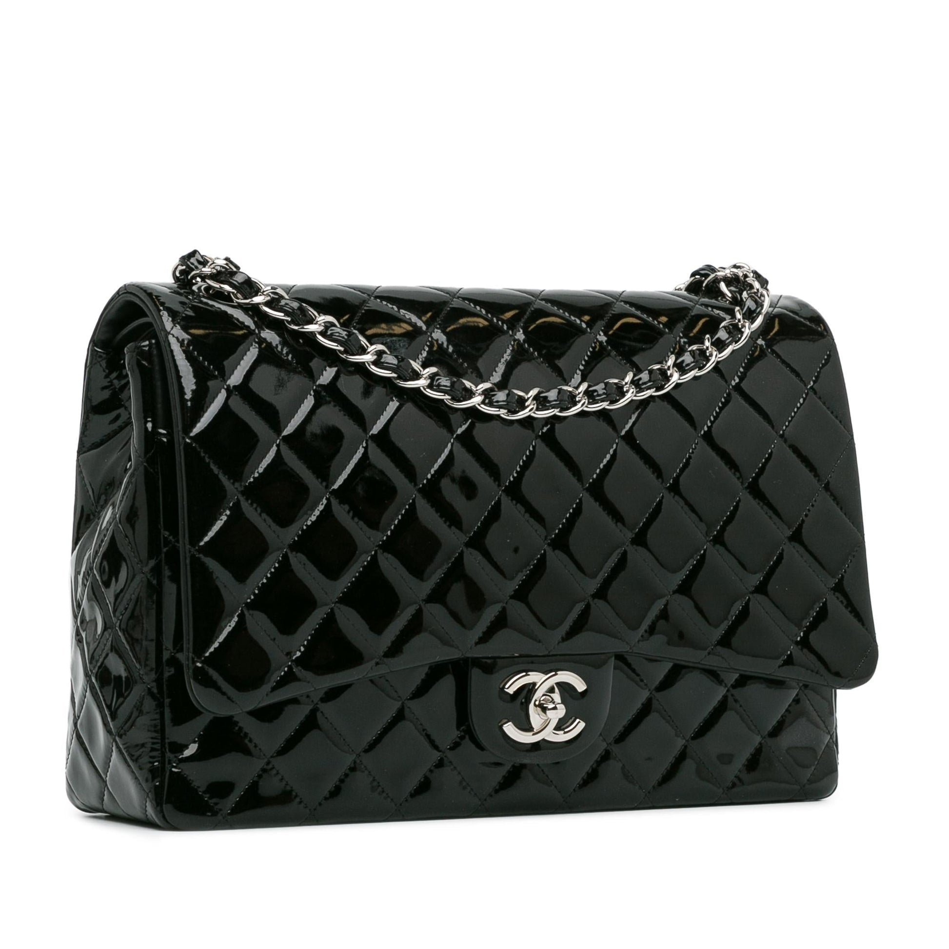 Chanel Maxi Classic Patent Double Flap SHG-WJjEtr Handbag