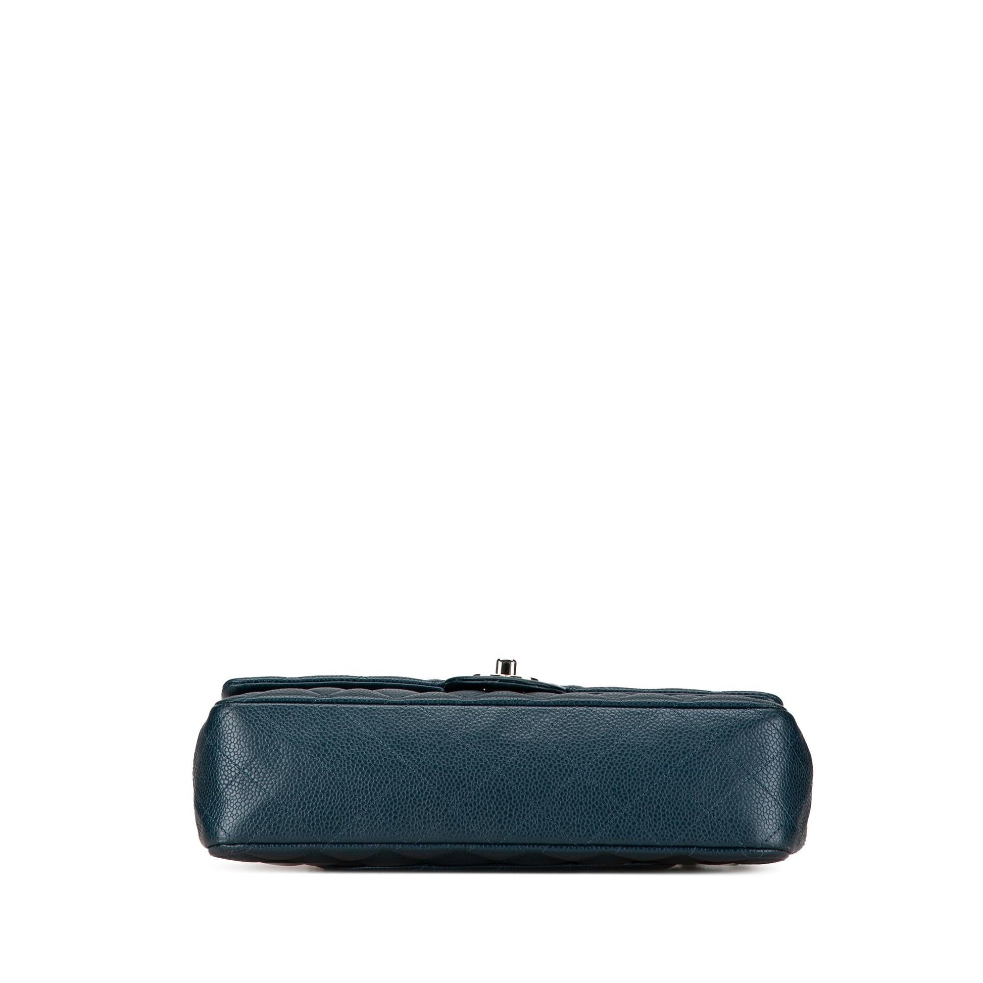 Chanel Classic Caviar Double Flap Handbag Shg Pttw0M