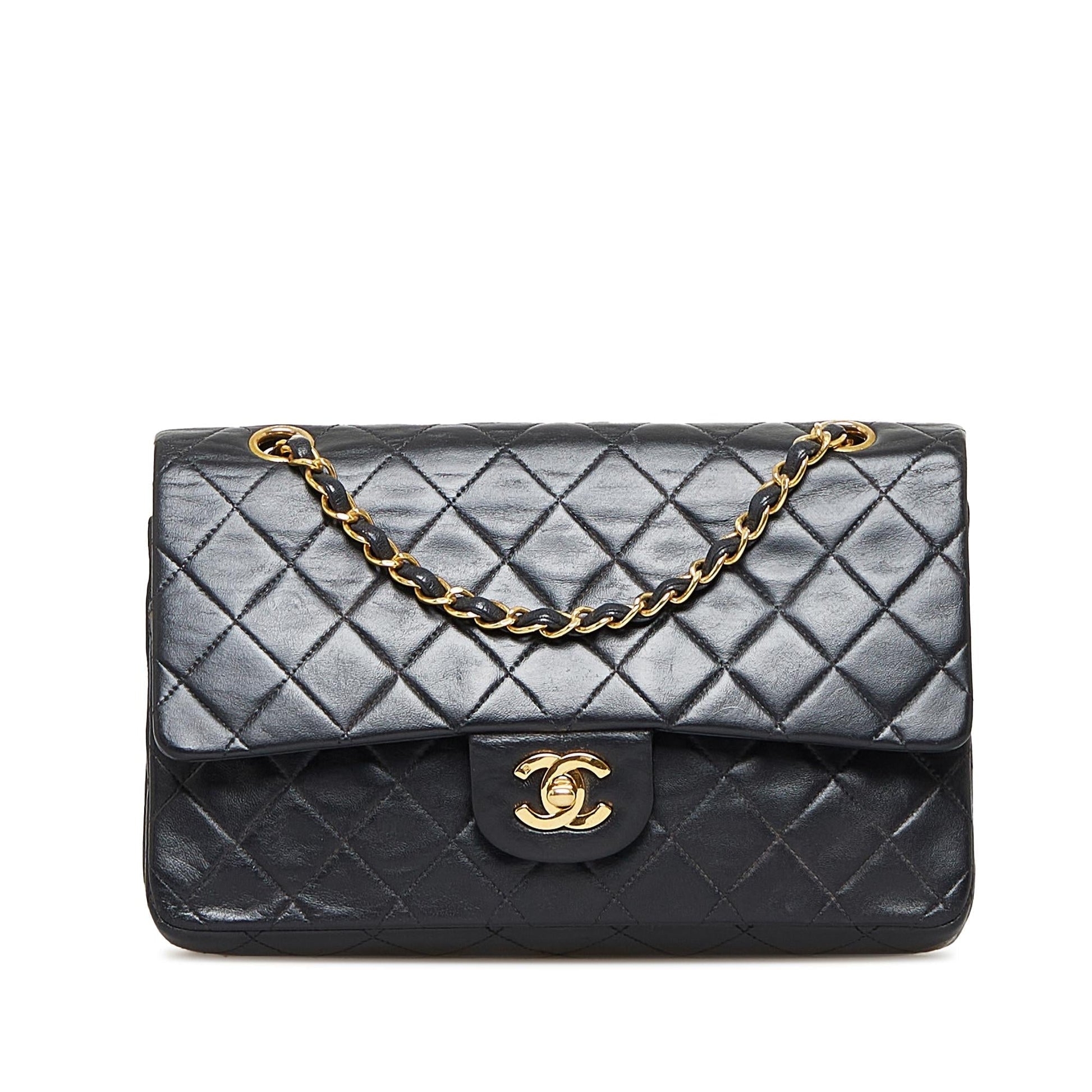 Chanel Classic Lambskin Double Flap SHG-Qbu6SW Shoulder Bag