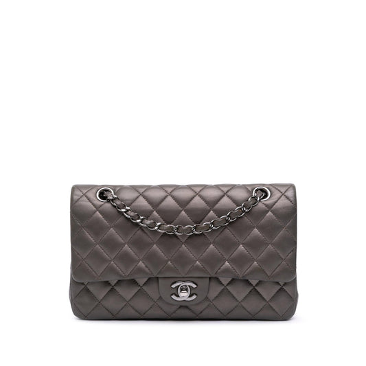 Chanel Classic Lambskin Double Flap Handbag Flap 30