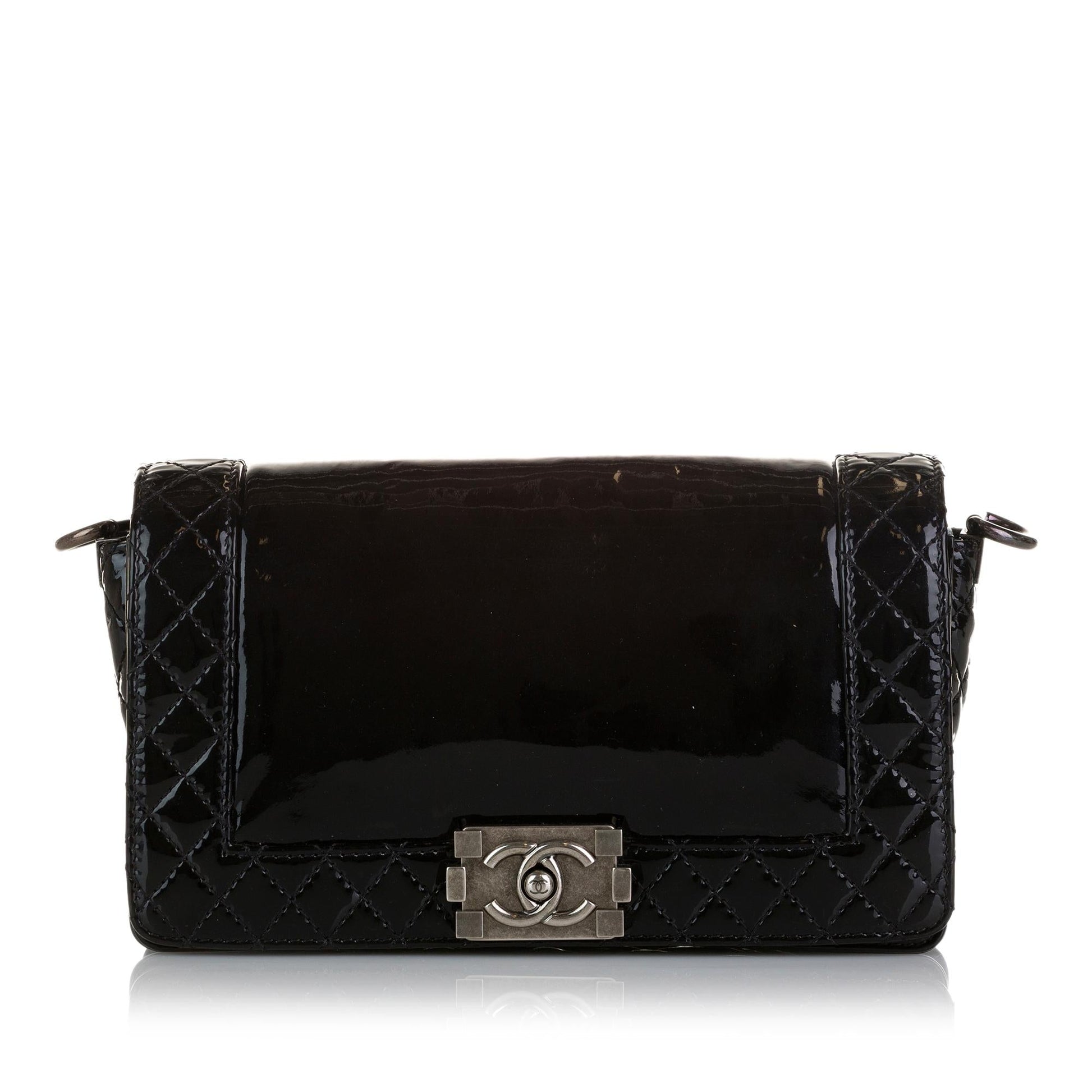 Chanel Patent Reverso Boy Flap SHG-xCR0zI Handbag