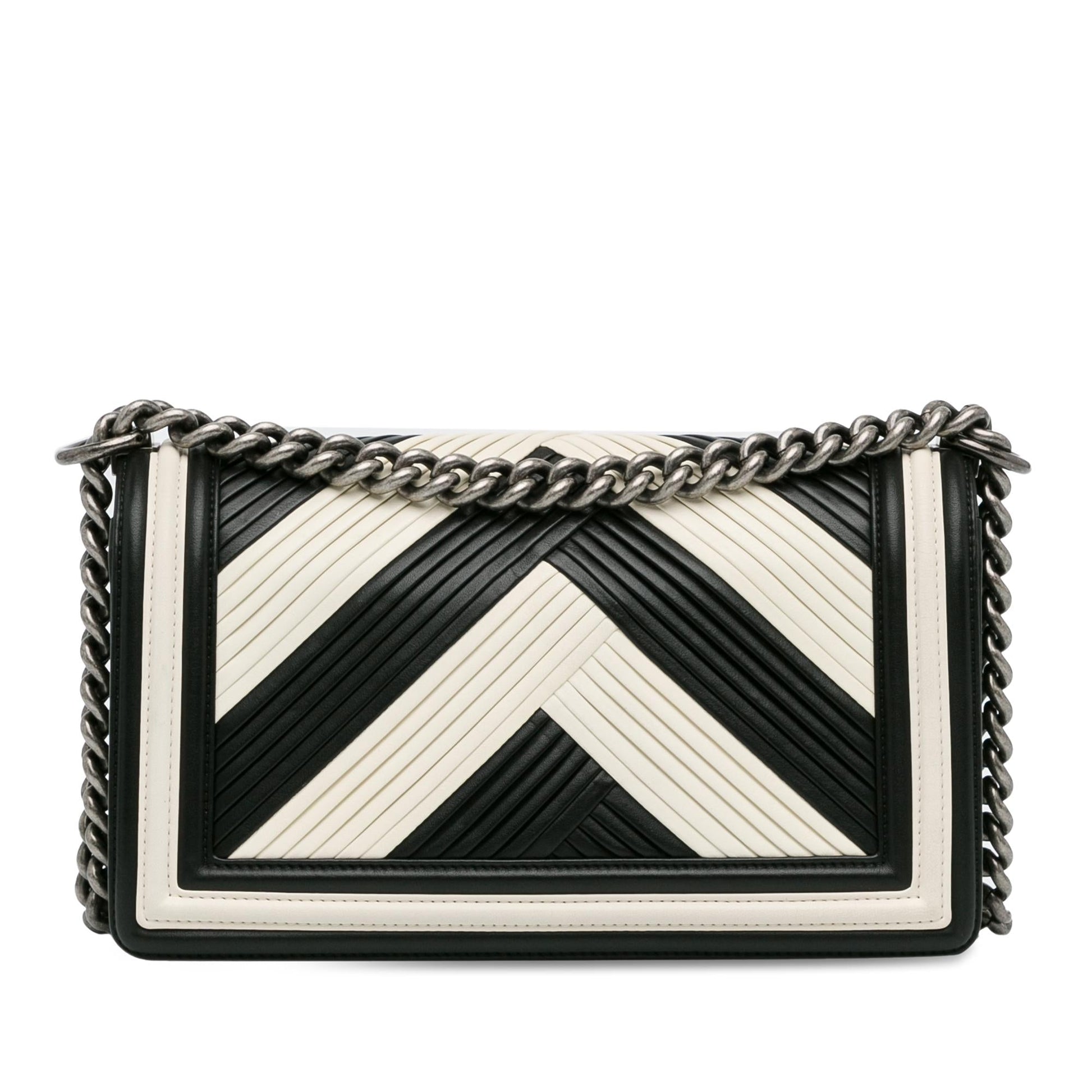 Chanel Pleated Calfskin Boy Rome Flap SHG-DQWgfZ Handbag