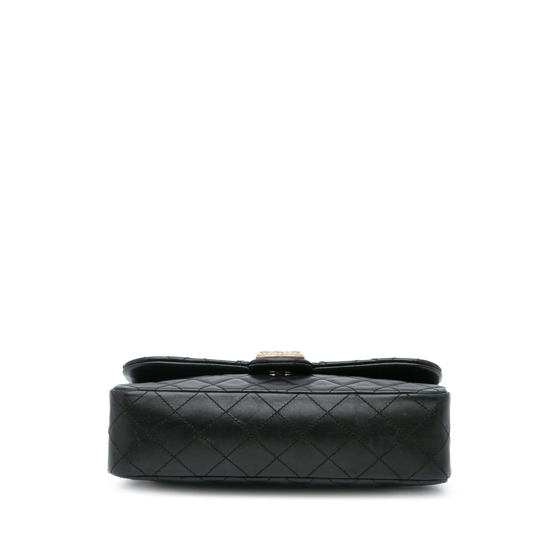 Chanel Quilted Lambskin Westminster Pearl Flap Handbag Flap 1