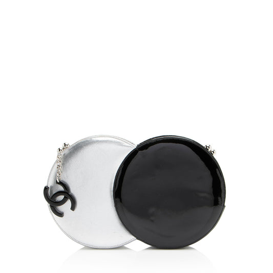 Chanel Circle Leather Clutch Bag