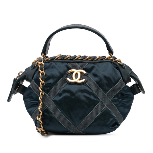 Chanel Nylon Grosgrain Lifestyle Clutch Bag Chain 1