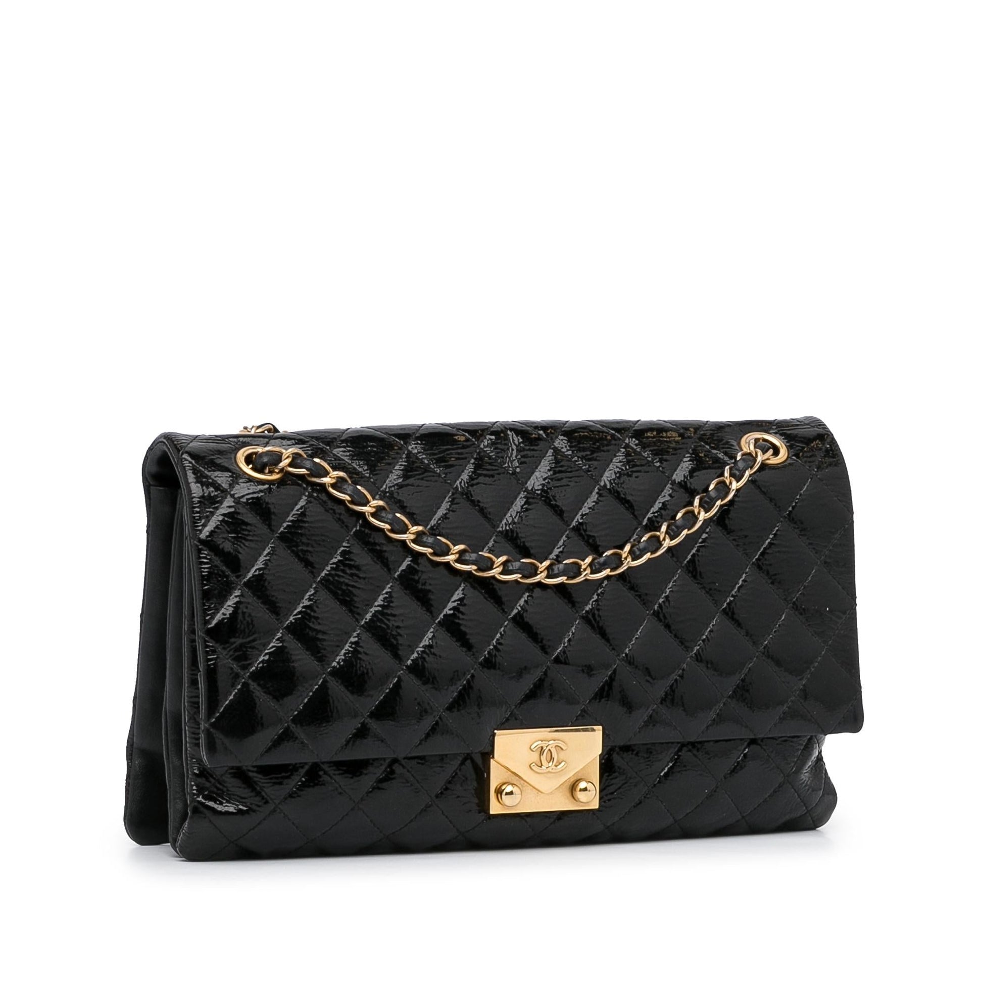Chanel Pagoda Accordion Flap SHG-xIPqii Shoulder Bag