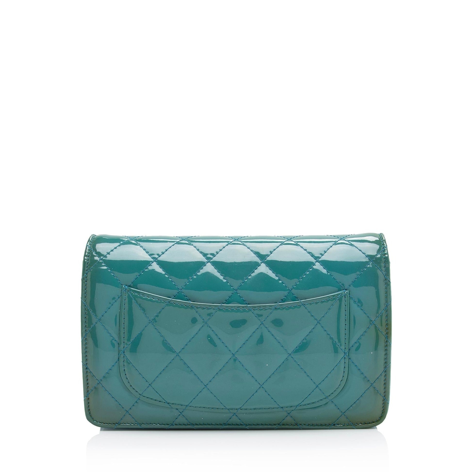Chanel Patent Classic on SHF-znDTuZ Leather Wallet Case