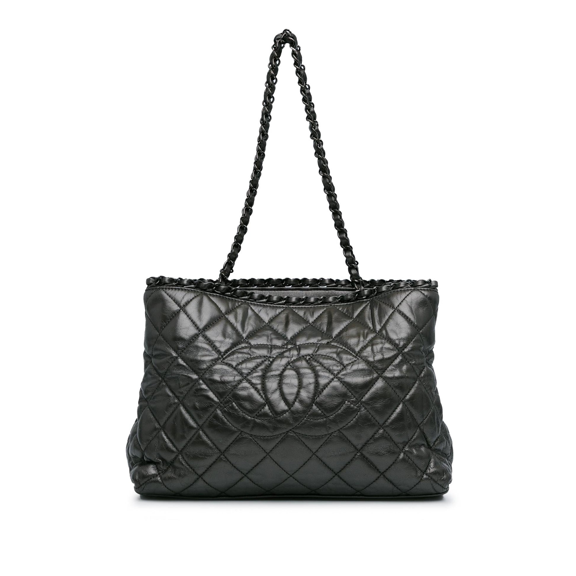 Chanel Quilted Aged Calfskin Me SHG-63pbEt Tote Bag