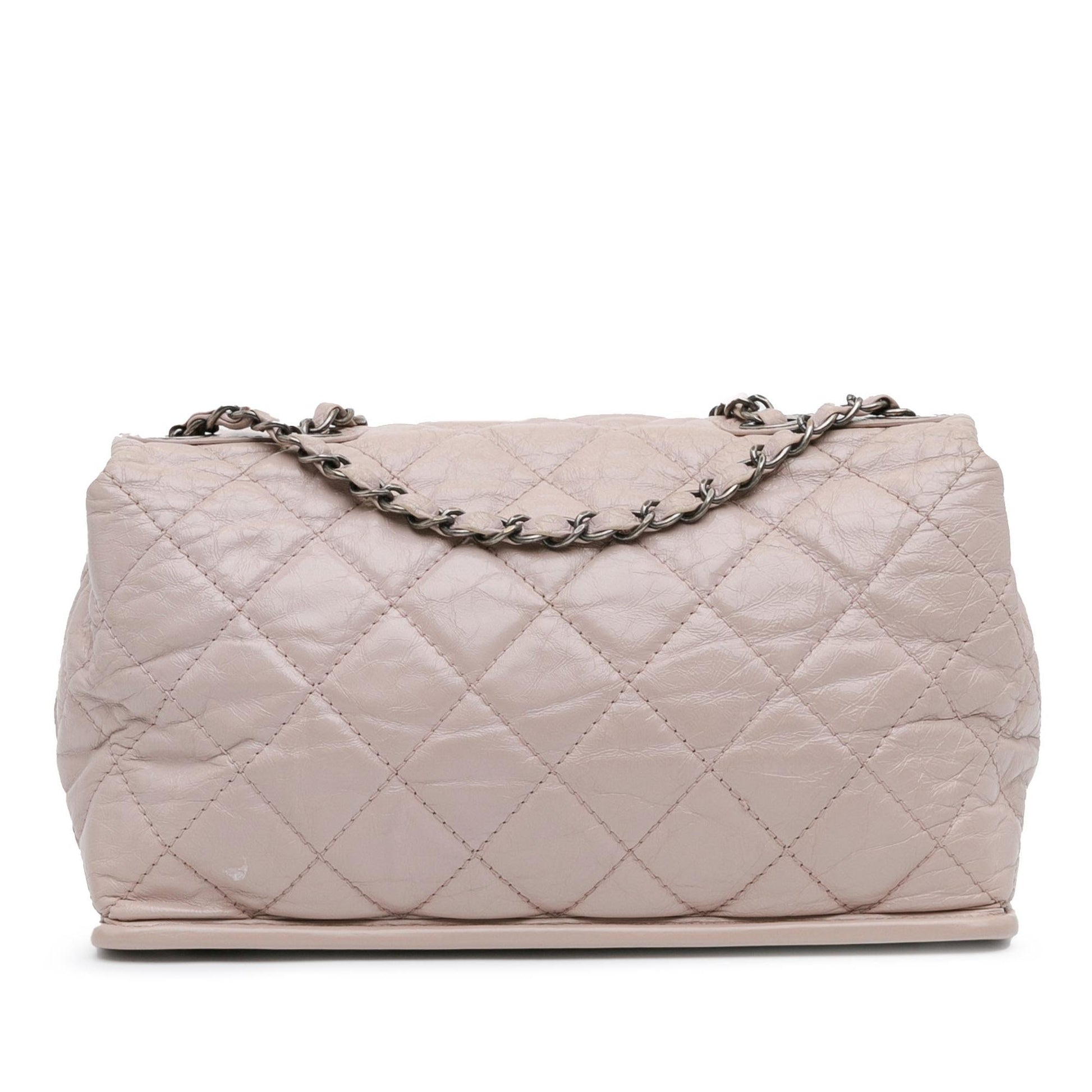 Chanel Quilted Aged Calfskin Single Flap SHG-vBvXcU Handbag