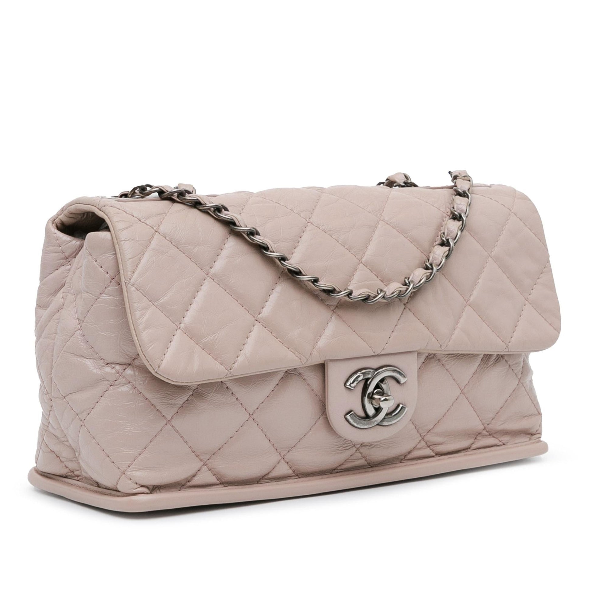 Chanel Quilted Aged Calfskin Single Flap SHG-vBvXcU Handbag