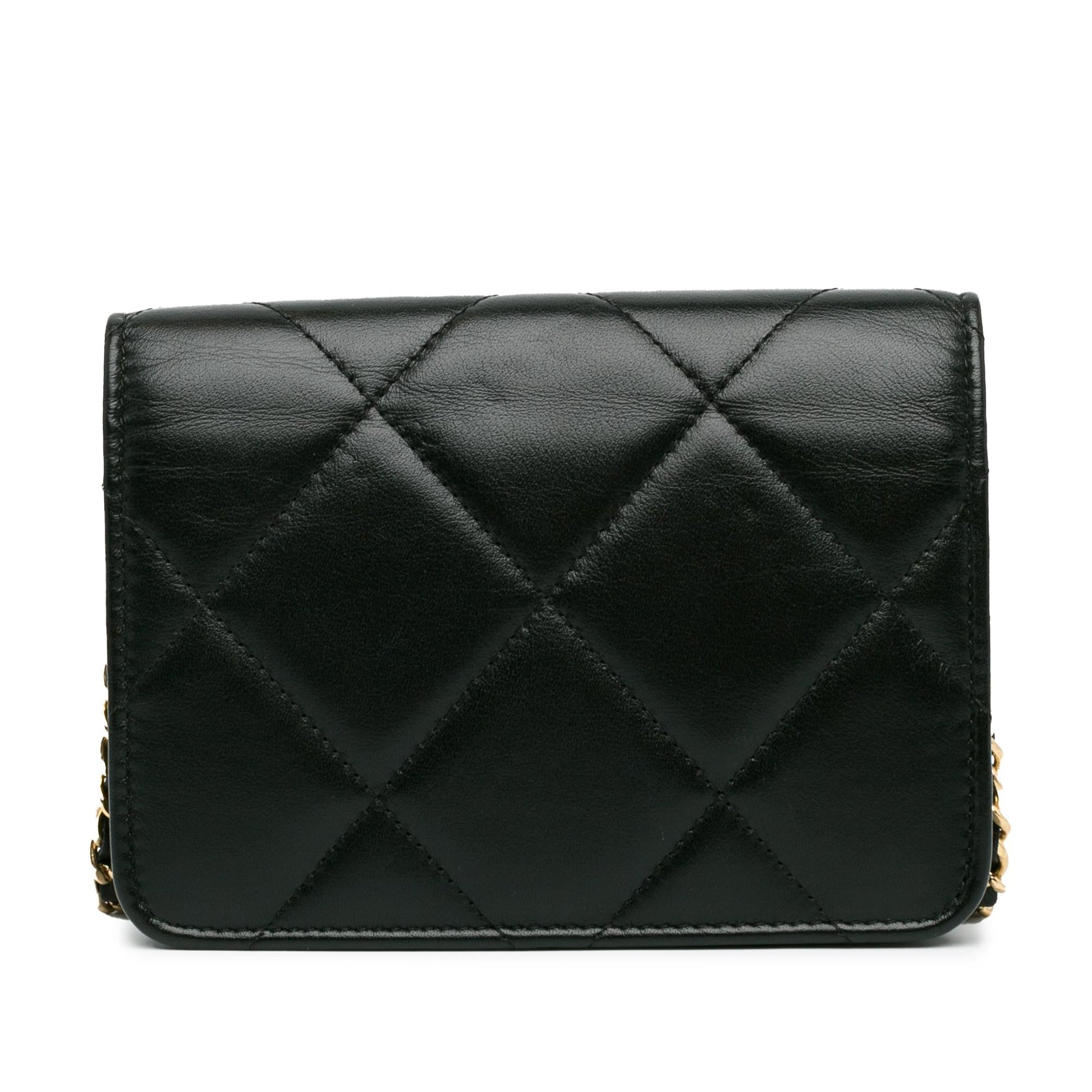 Chanel Quilted Calfskin Strass Flap SHG-NLlIcy Clutch Bag