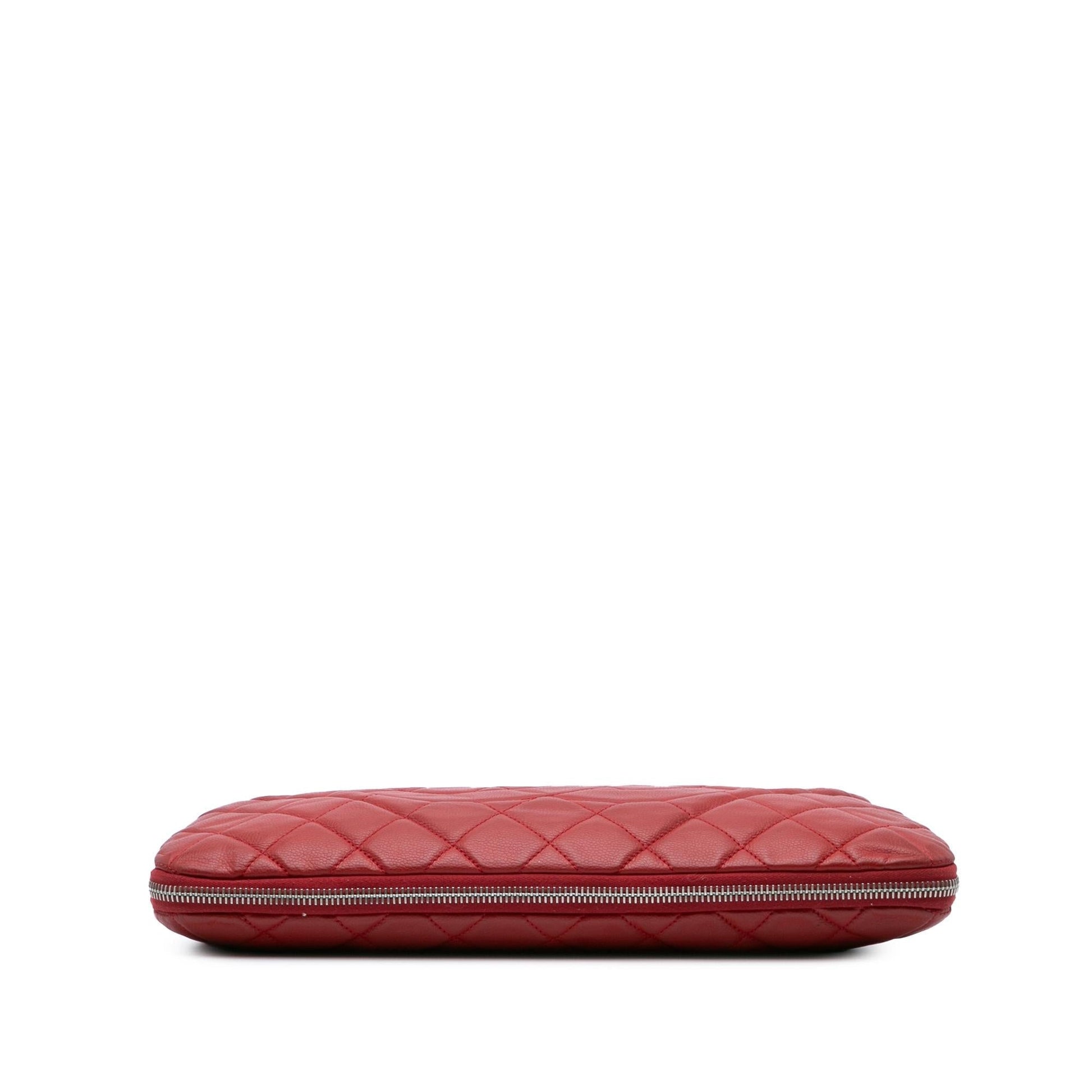 Chanel Quilted Caviar Expandable Zip Tote Bag