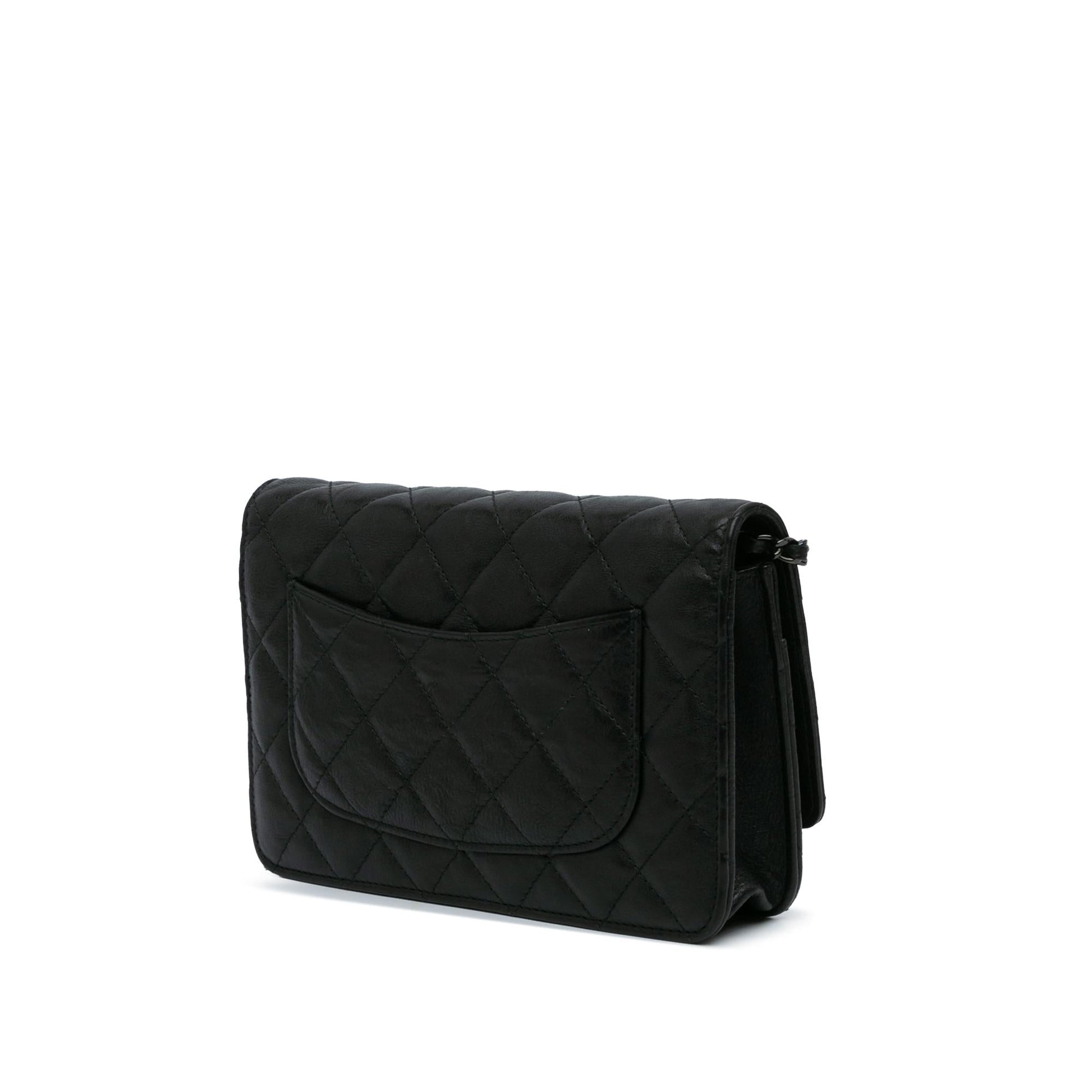 Chanel Quilted Crumpled Calfskin So On SHG-VI9SVY Black Wallet Case