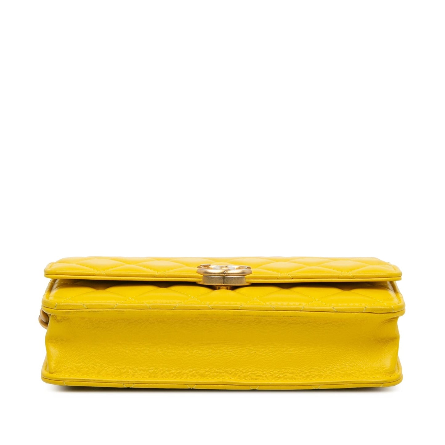 Chanel Quilted Lambskin Candy on Wallet Case Shg F7Ewrn