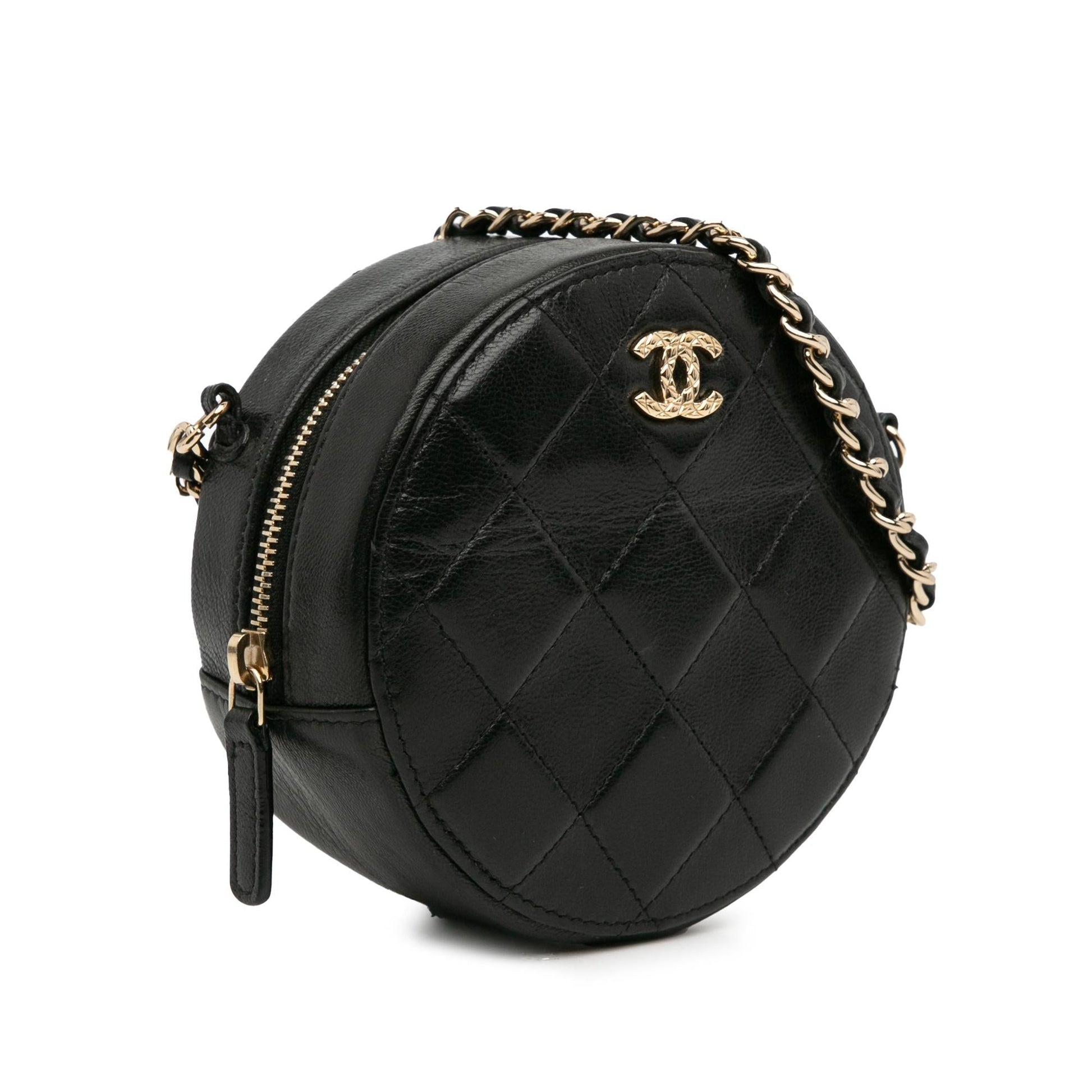 Chanel Quilted Lambskin Round SHG-sFX786 Crossbody Bag