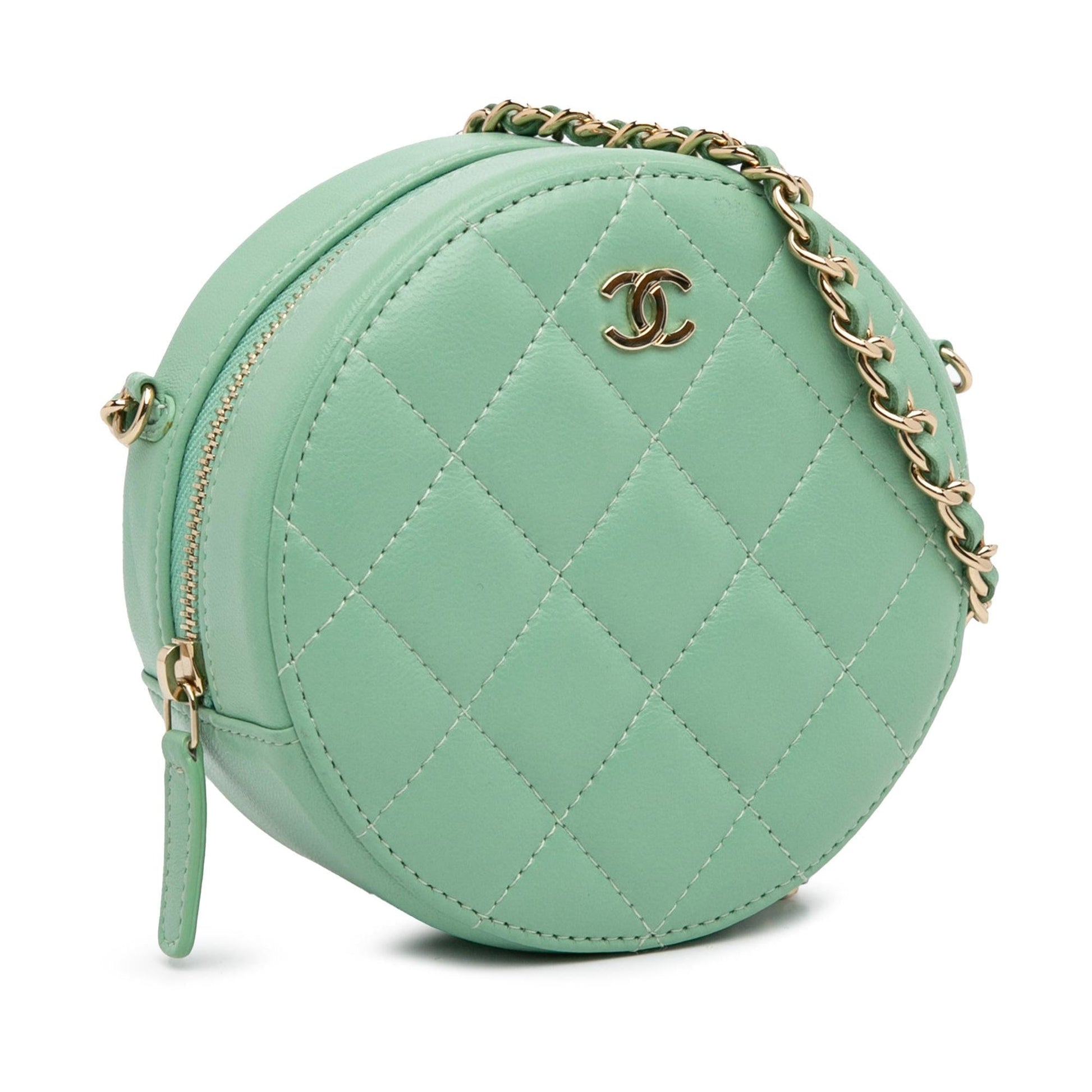 Chanel Quilted Lambskin Round SHG-WBU4Wu Crossbody Bag