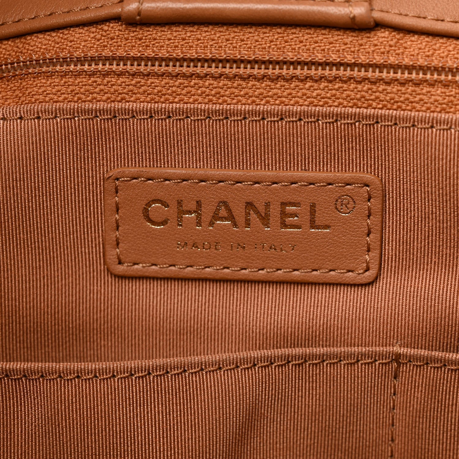 Chanel QUILTED LAMBSKIN CC BUCKET Lock Leather Jewelry