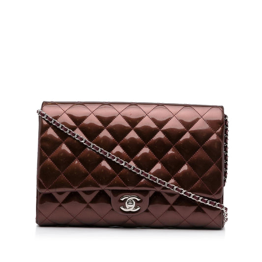 Chanel Quilted Patent SHG-J73nHn Clutch Bag