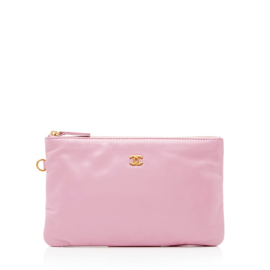 Chanel Quilted Shiny Calfskin 22 Pochette SHF-g18YmJ Small Clutch Bag