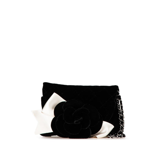 Chanel Quilted Velvet Camellia Wristlet Clutch Bag Clutch 2