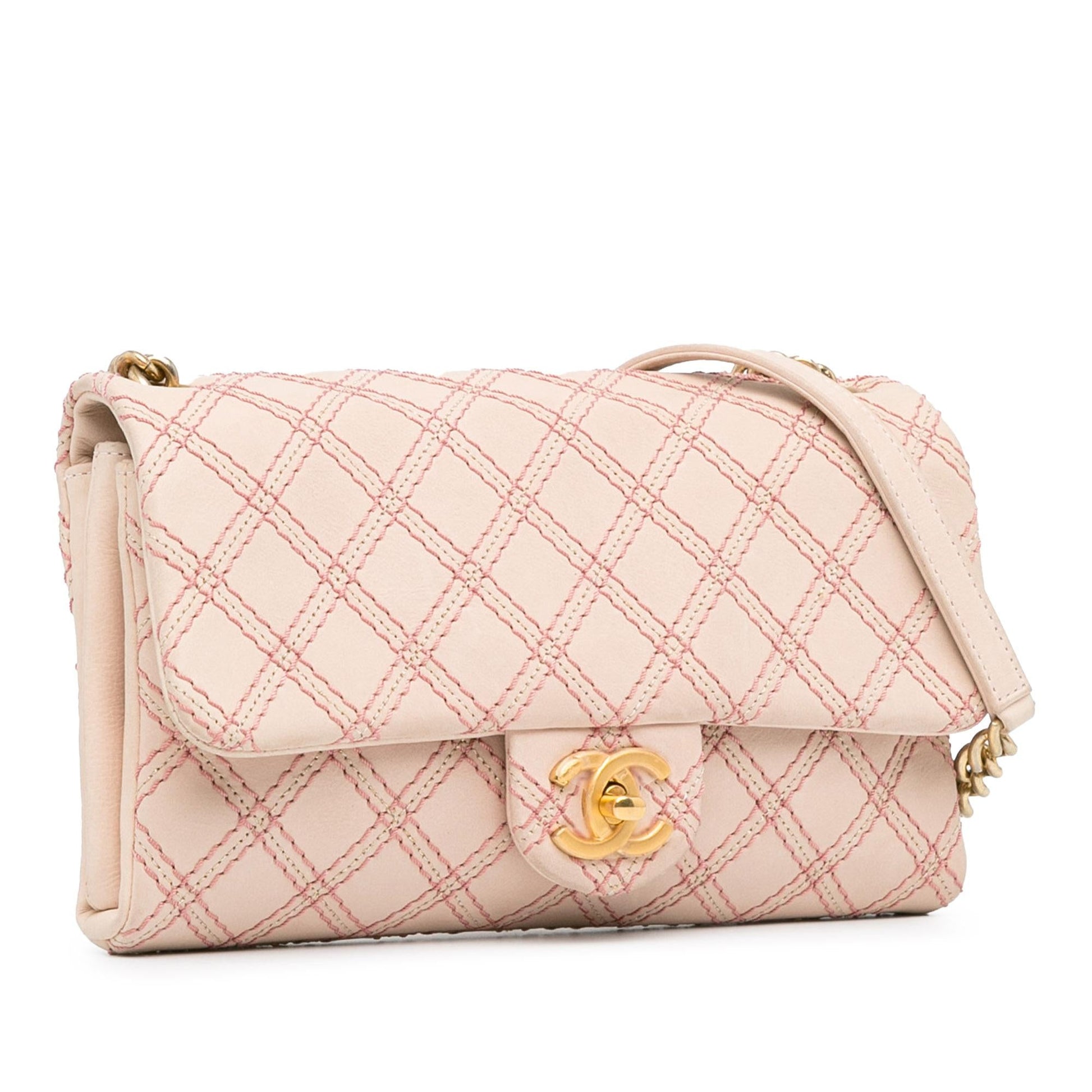 Chanel Calfskin Triple Stitched Flap SHG-MqcPxP Small Handbag