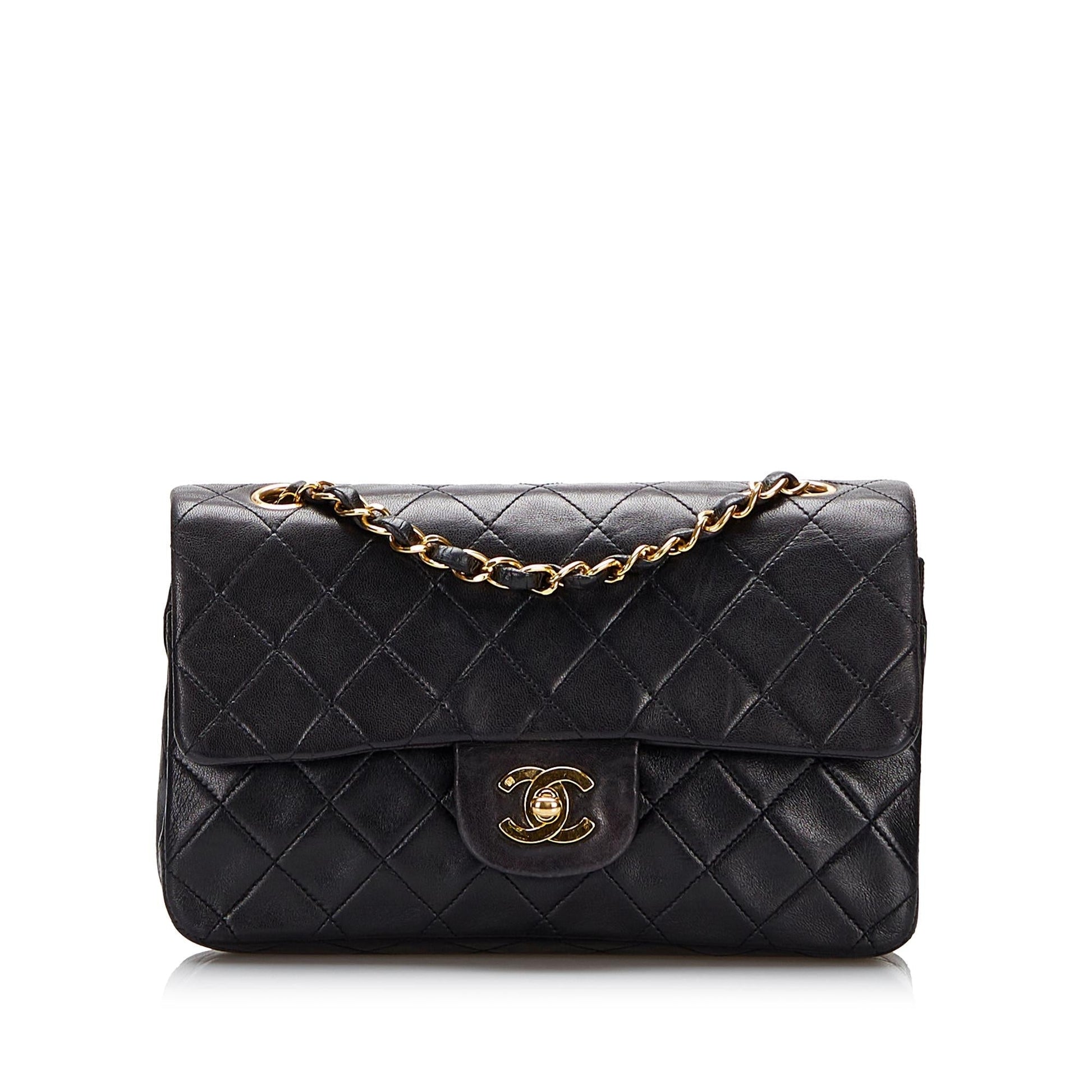 Chanel Classic Lambskin Double Flap SHG-gUWVwm Small Handbag