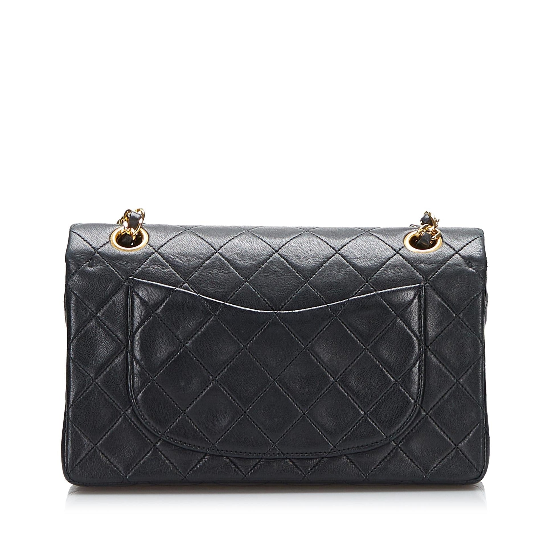 Chanel Classic Lambskin Double Flap SHG-ljuqn8 Small Handbag