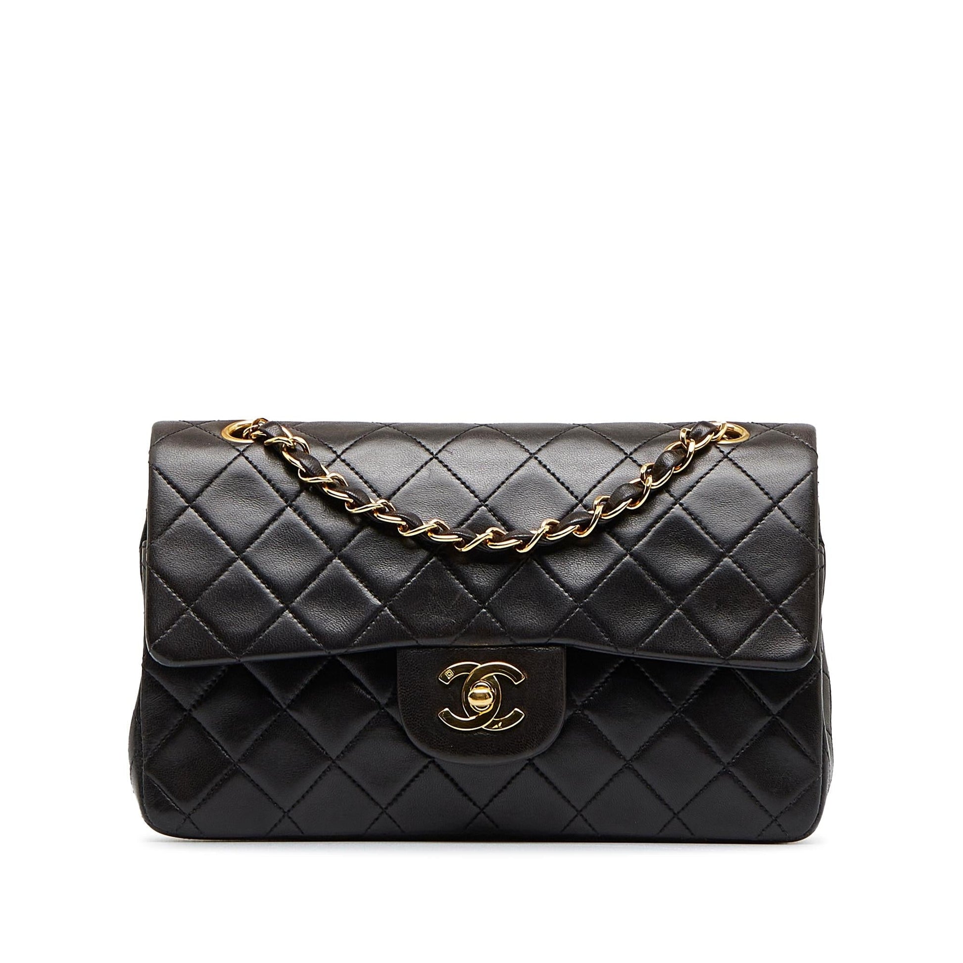 Chanel Classic Lambskin Double Flap SHG-XyrSNo Small Handbag
