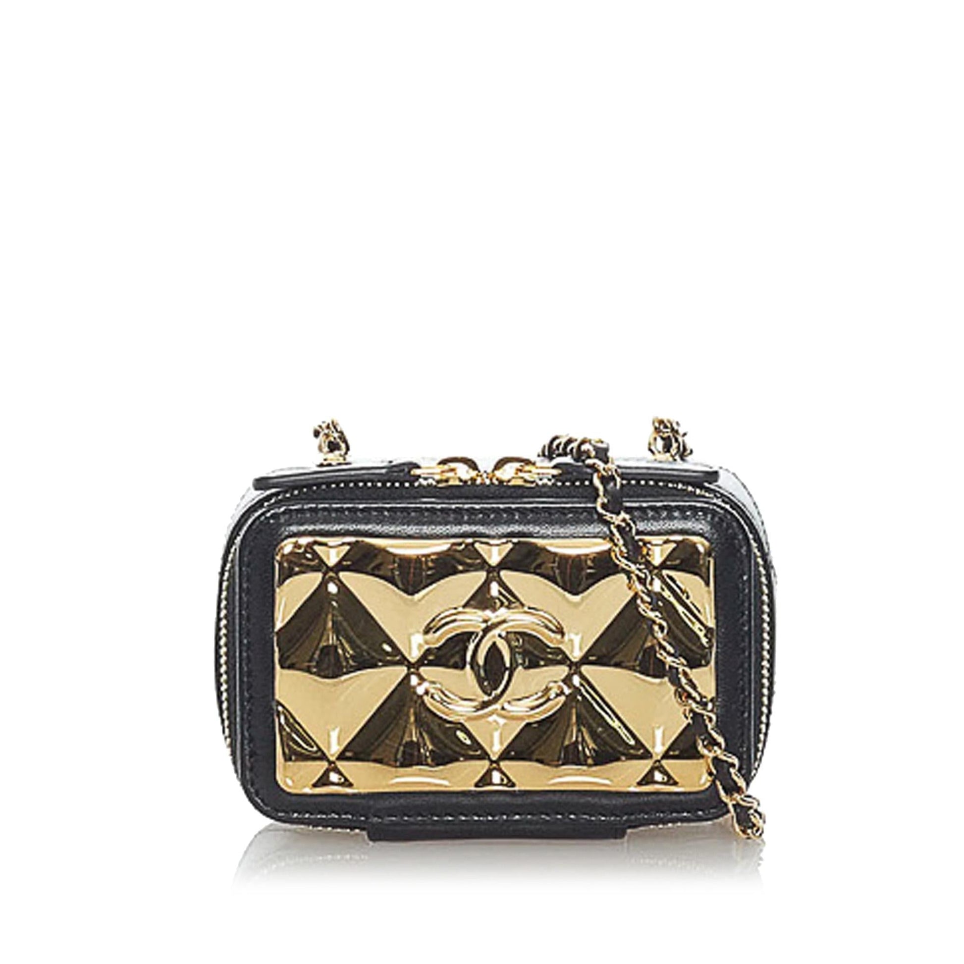 Chanel Square Classic Quilted Lambskin Flap SHG-DhK2mq Handbag