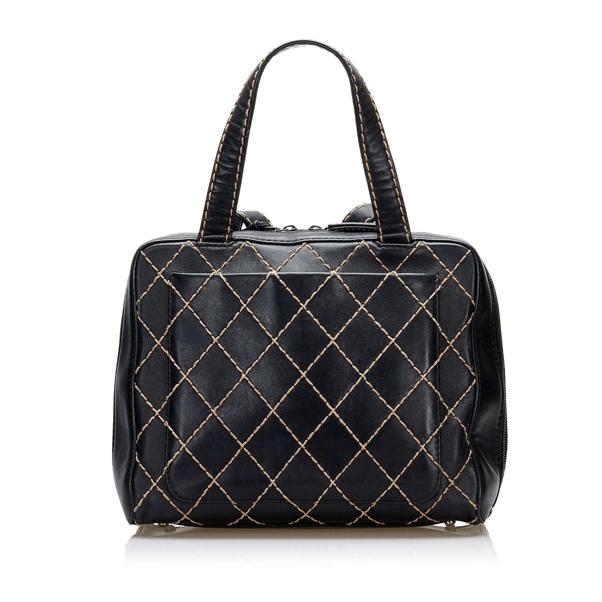 Chanel Wild Stitch SHG-dXhYJW Leather Handbag