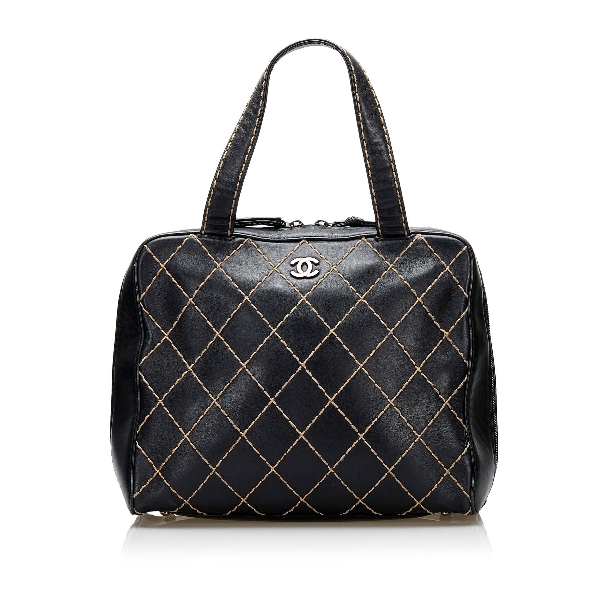 Chanel Wild Stitch SHG-dXhYJW Leather Handbag