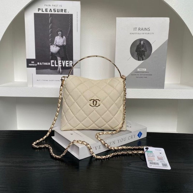 Chanel Coco crush Handle Bag Handbag Bag Bg0525097