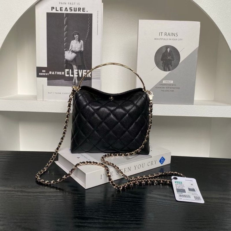 Chanel Coco crush Handle Bag Handbag Bag Bg0525099