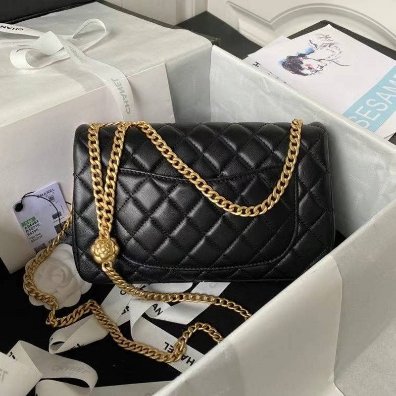 Chanel Chanel Flap Bag Bg02814 Handbag