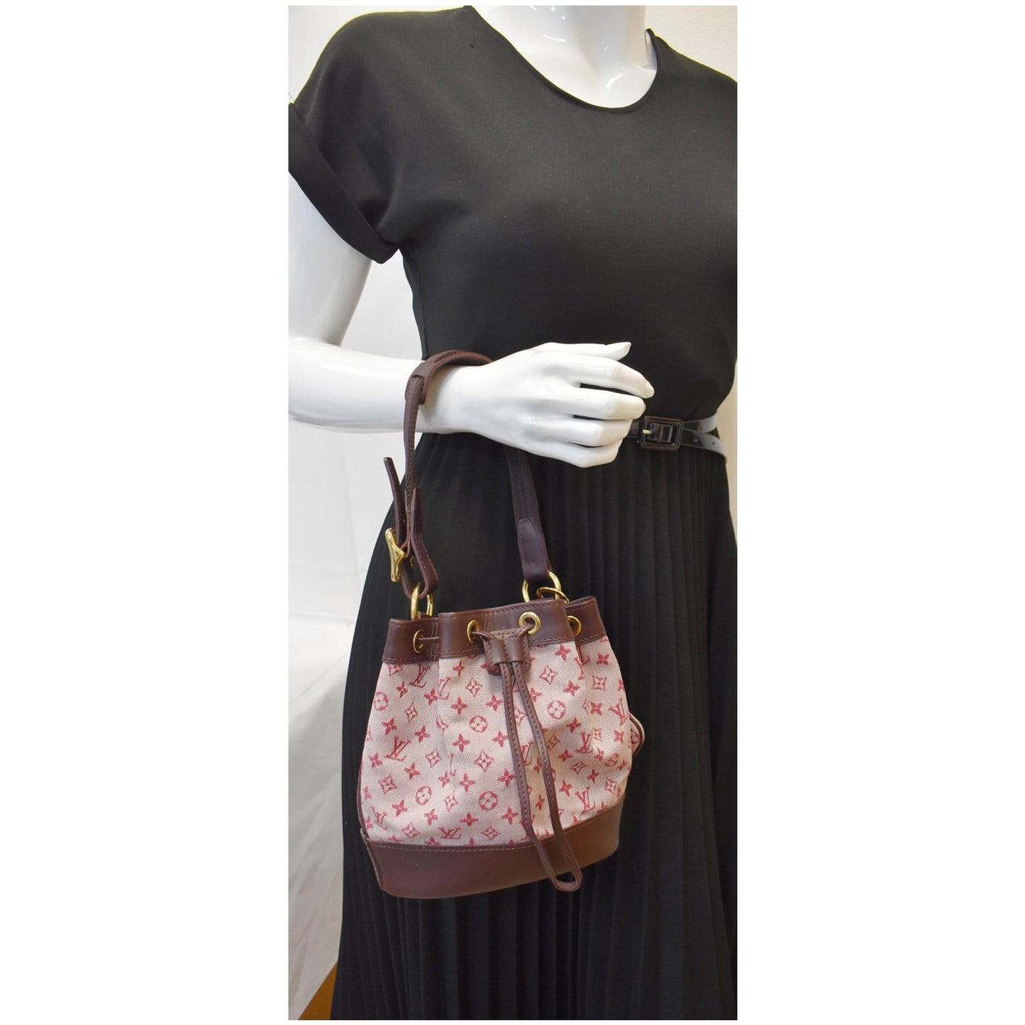 Louis Lin Noe Satchel Bag Cherry Monogram Red Travel Bag