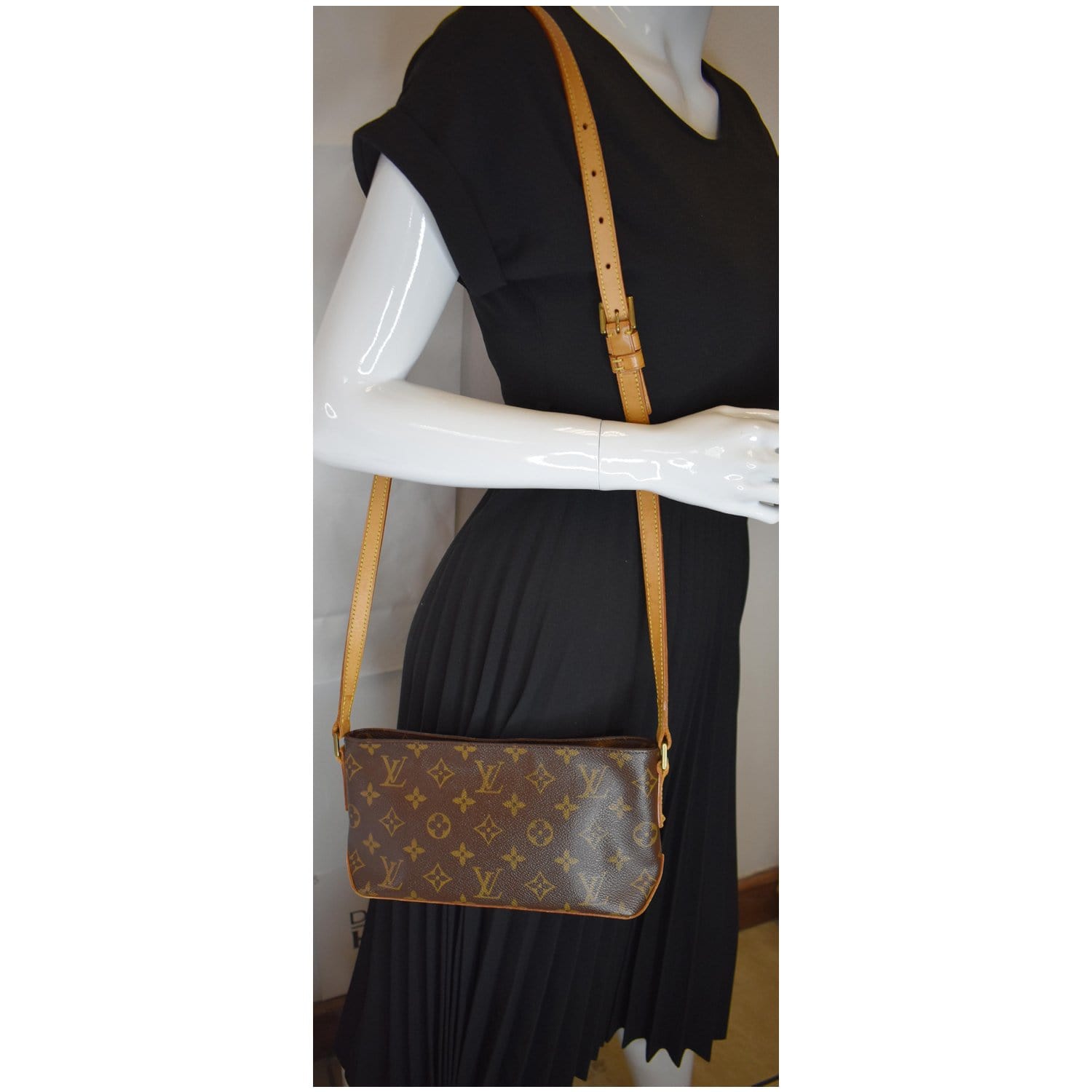 Louis Trotteur Crossbody Bag Canvas Monogram Bag Brown