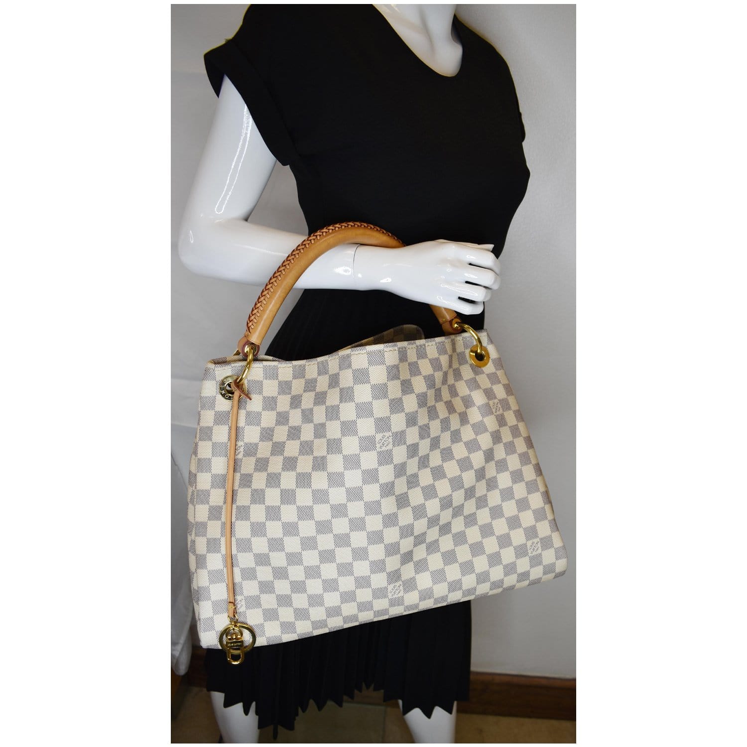 Louis Artsy Mm Damier Azur Shoulder Bag White